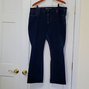 Old Navy Curvy Profile Mid-Rise Jeans